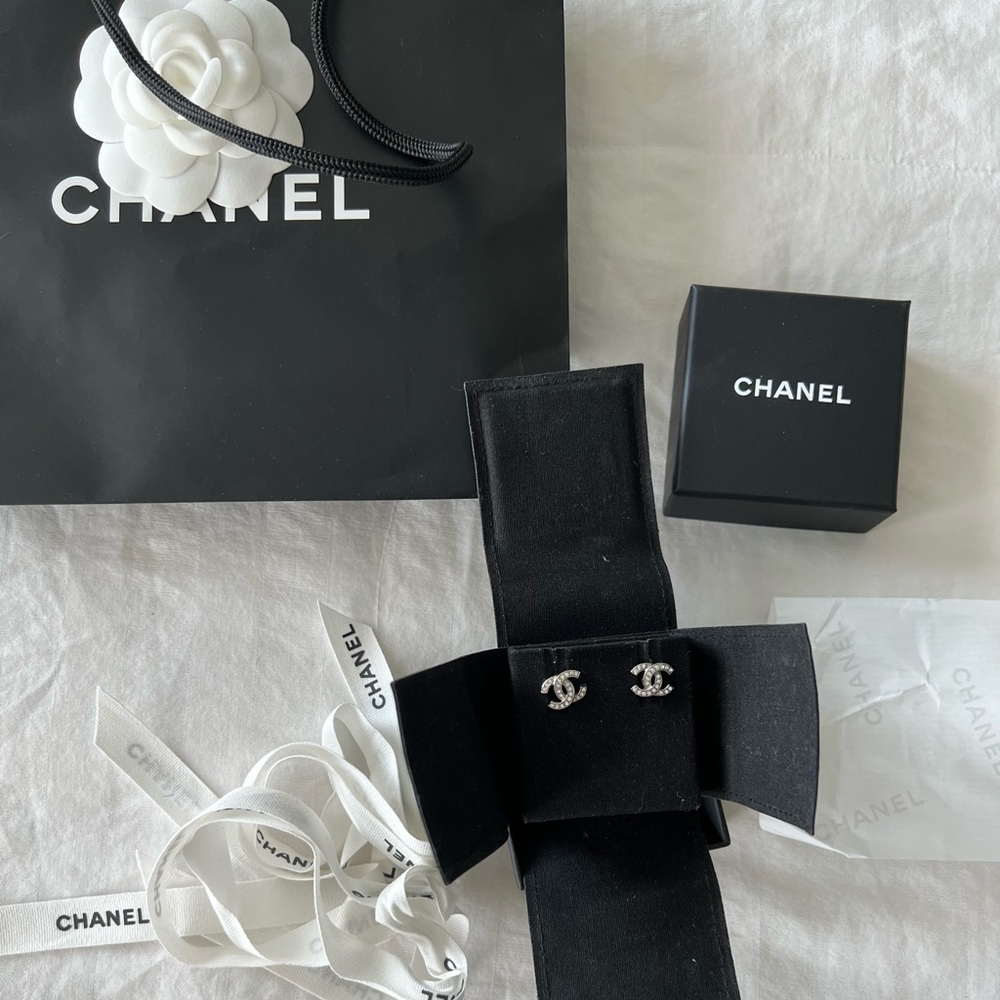 Chanel Strass CC Stud Earrings